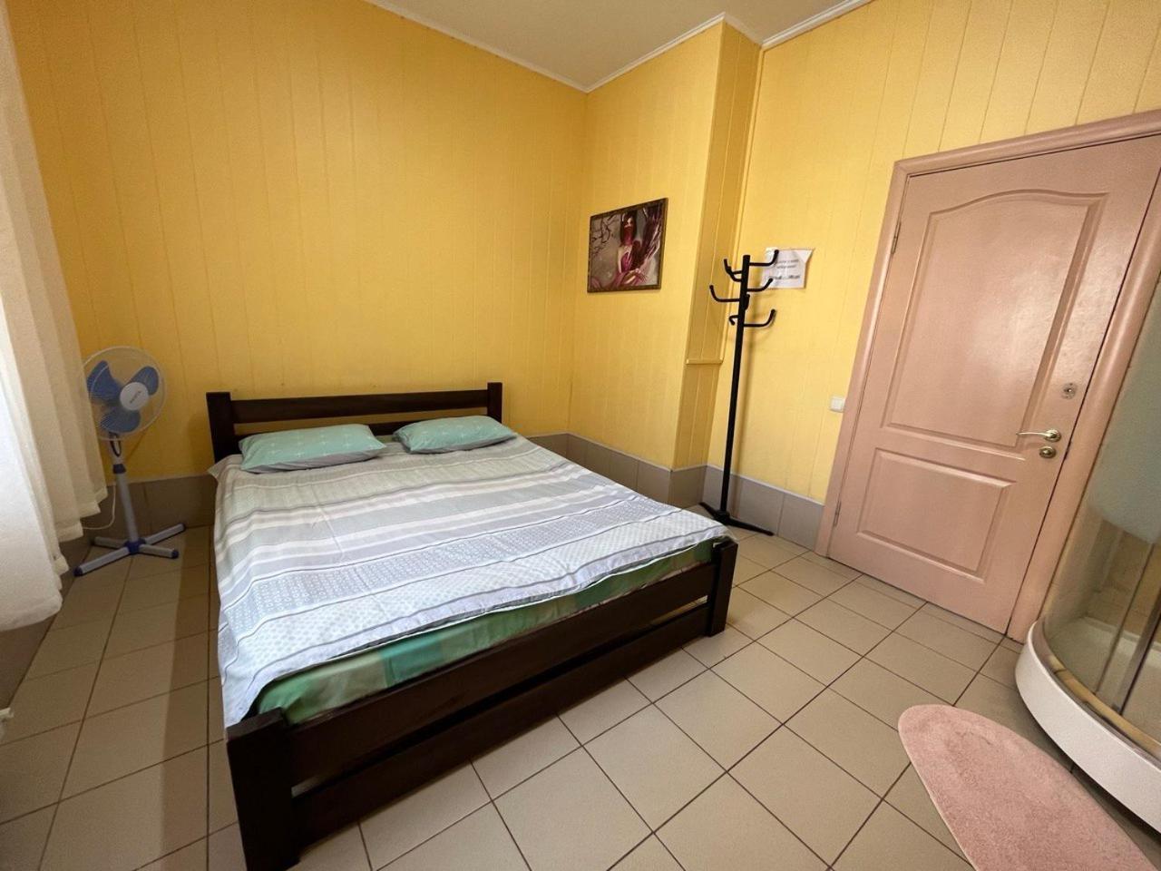 Sun Hostel Khmelʼnytsʼkyy Bagian luar foto